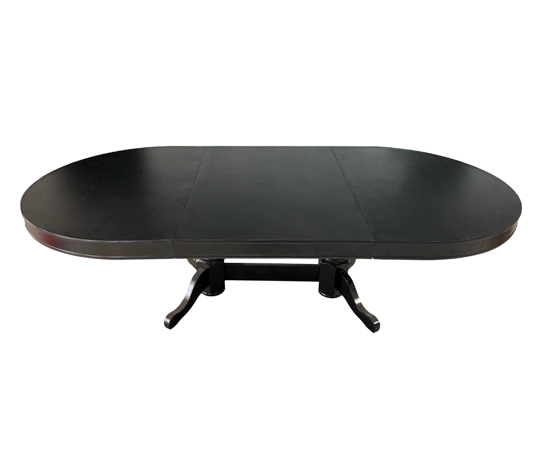 Partially placed dining cover on a poker table, showing its perfect fit.
