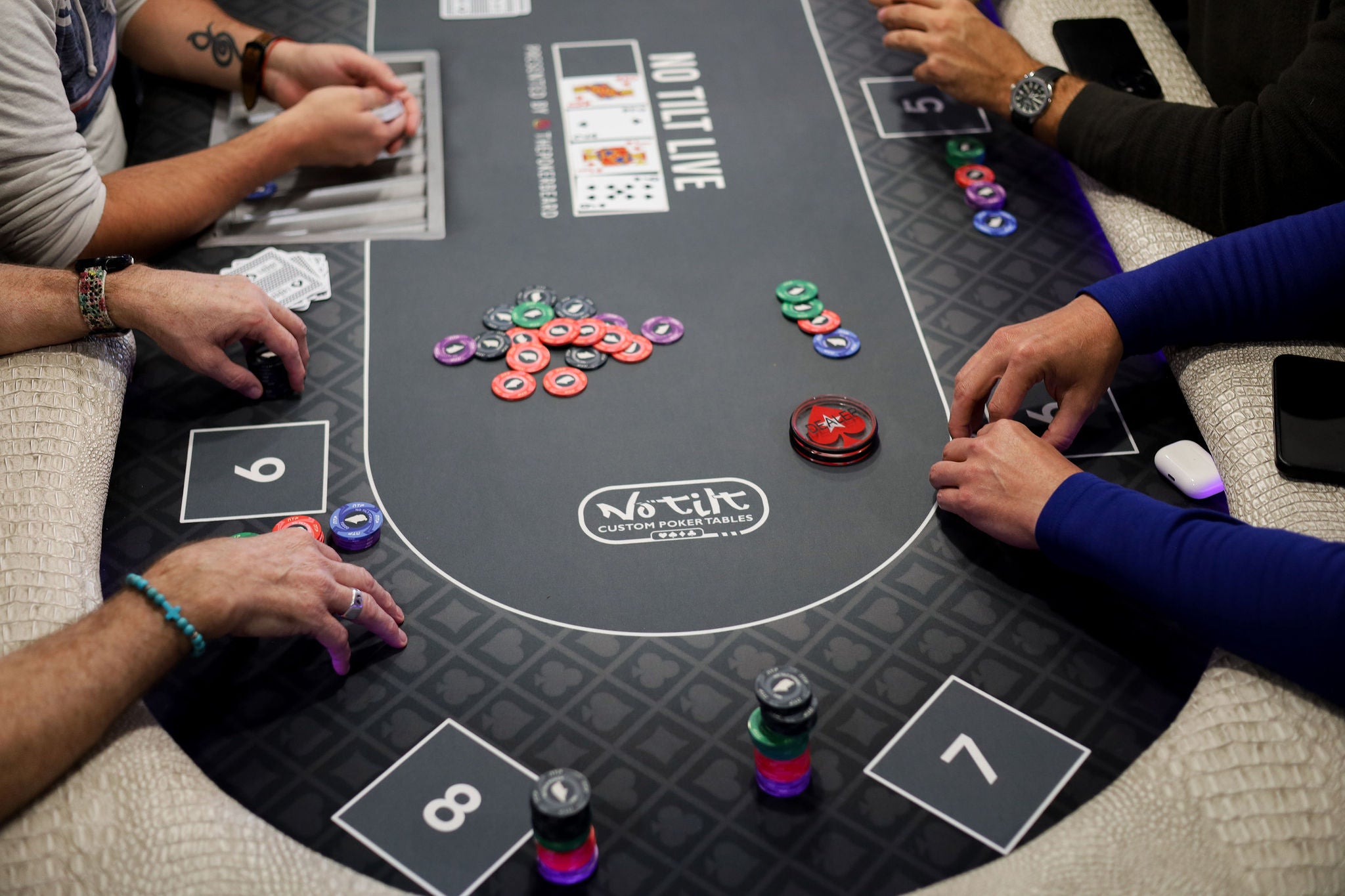 Felt to Rail – No Tilt Custom Poker Tables